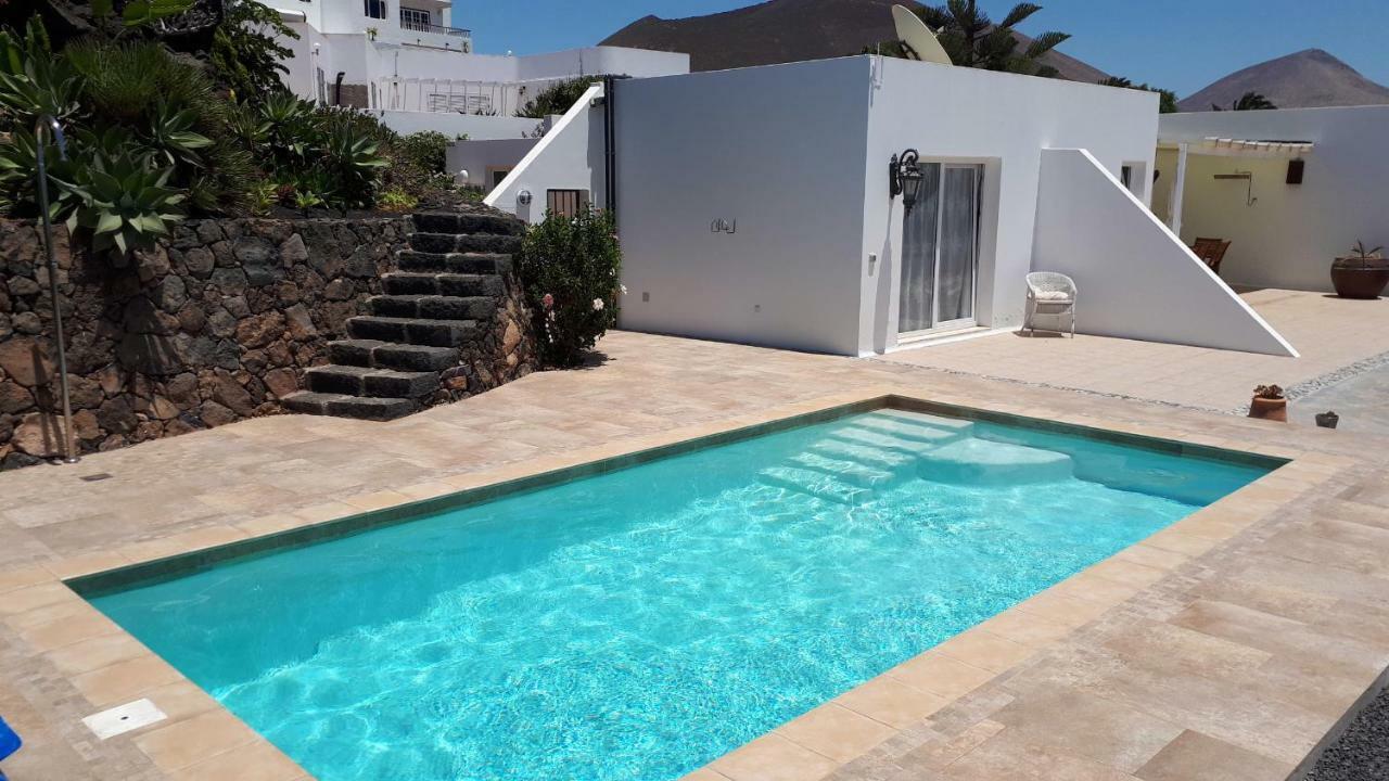 Villa Essence - A Unique Detached Villa With A-C, Heated Private Pool, Hottub, Gardens, Patios And Stunning Views! 蒂亚斯 外观 照片